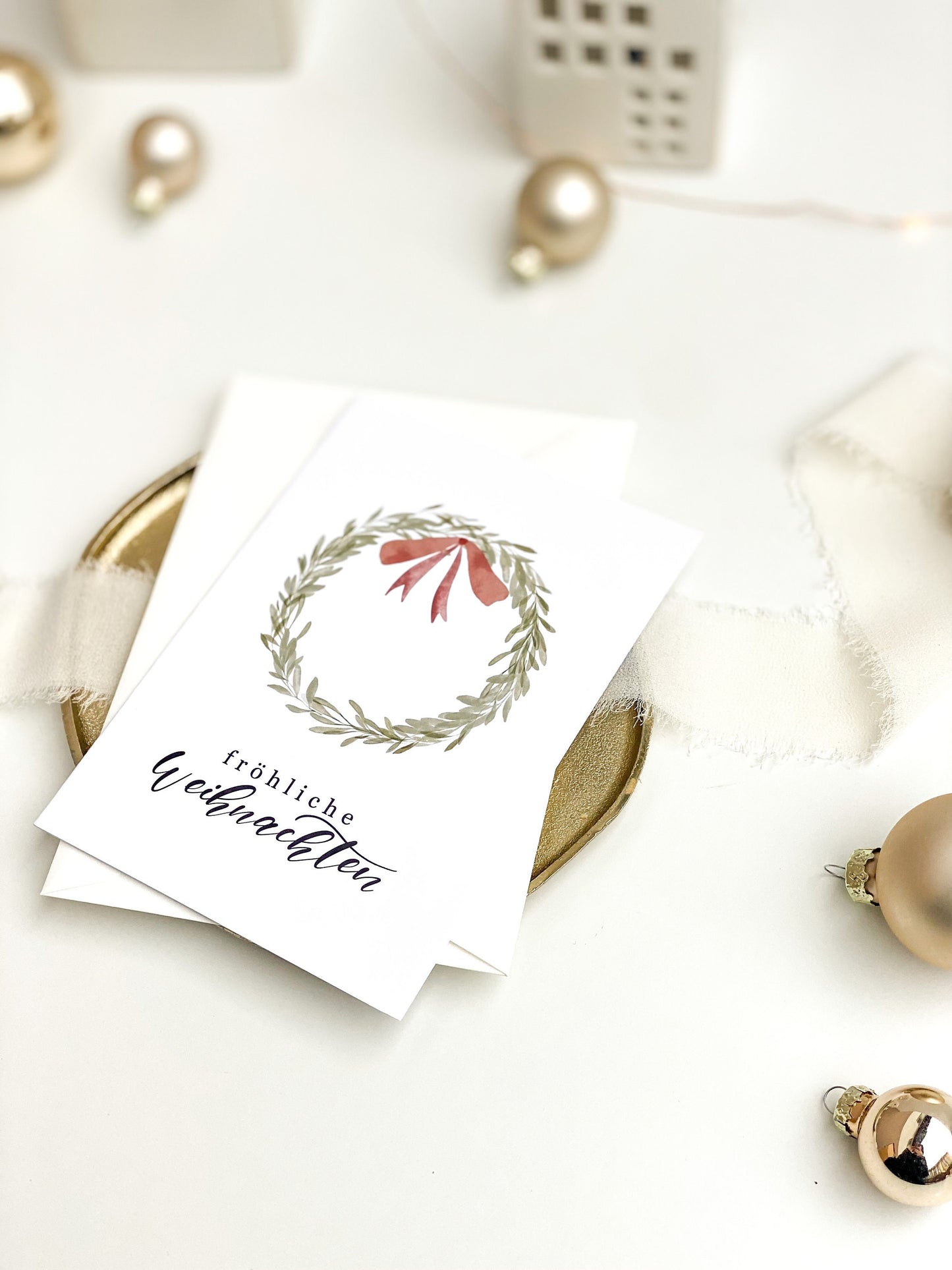Klappkarte Fröhliche Weihnachten, A 6 mit Einbruchfalze, Blätterkranz