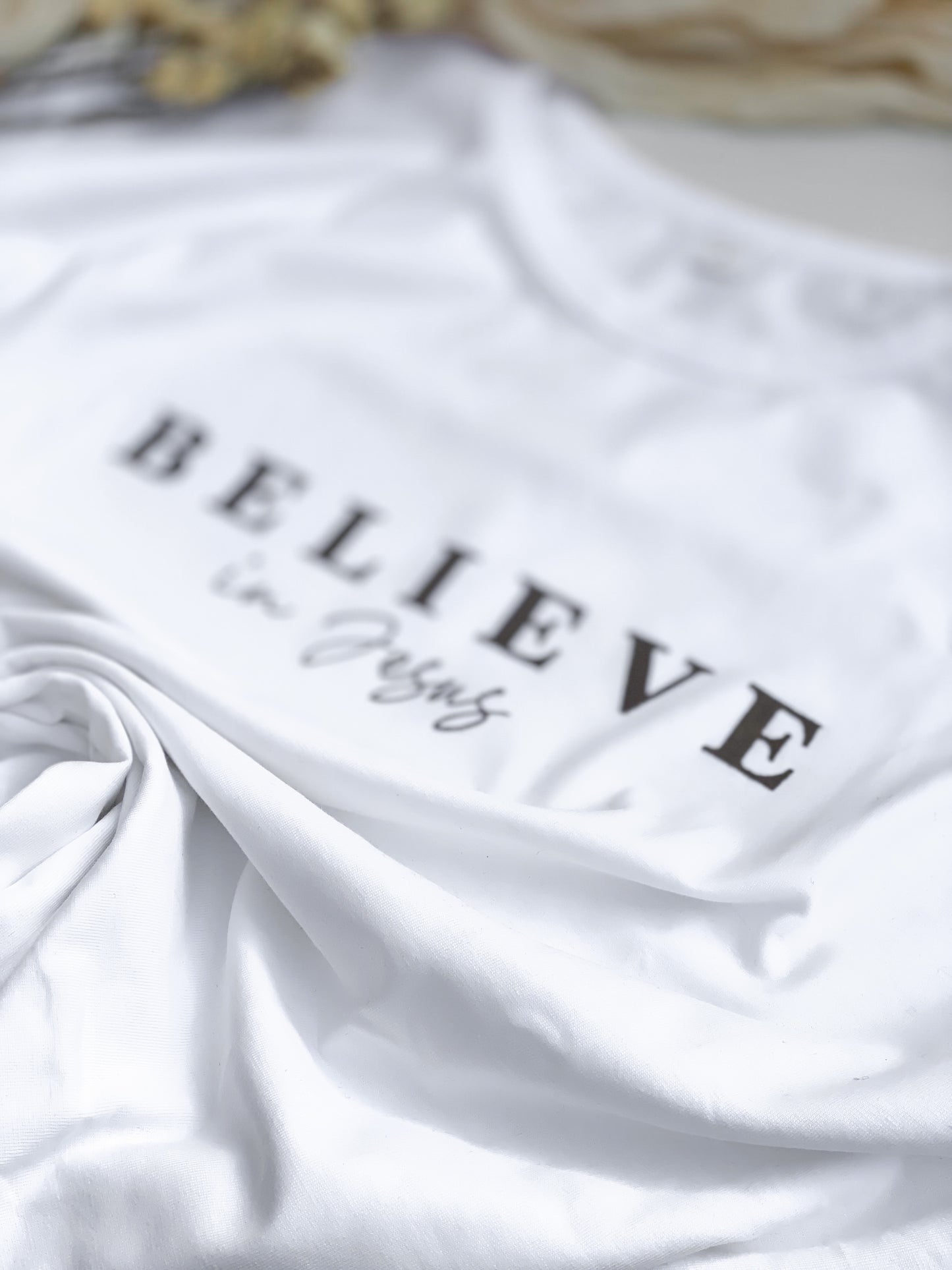 T-Shirt "BELIEVE" in Jesus , white Unisex