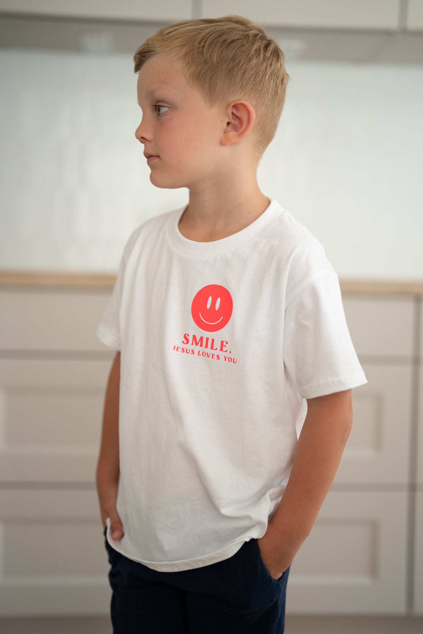 KIDS T-Shirt "SMILE Jesus loves you"