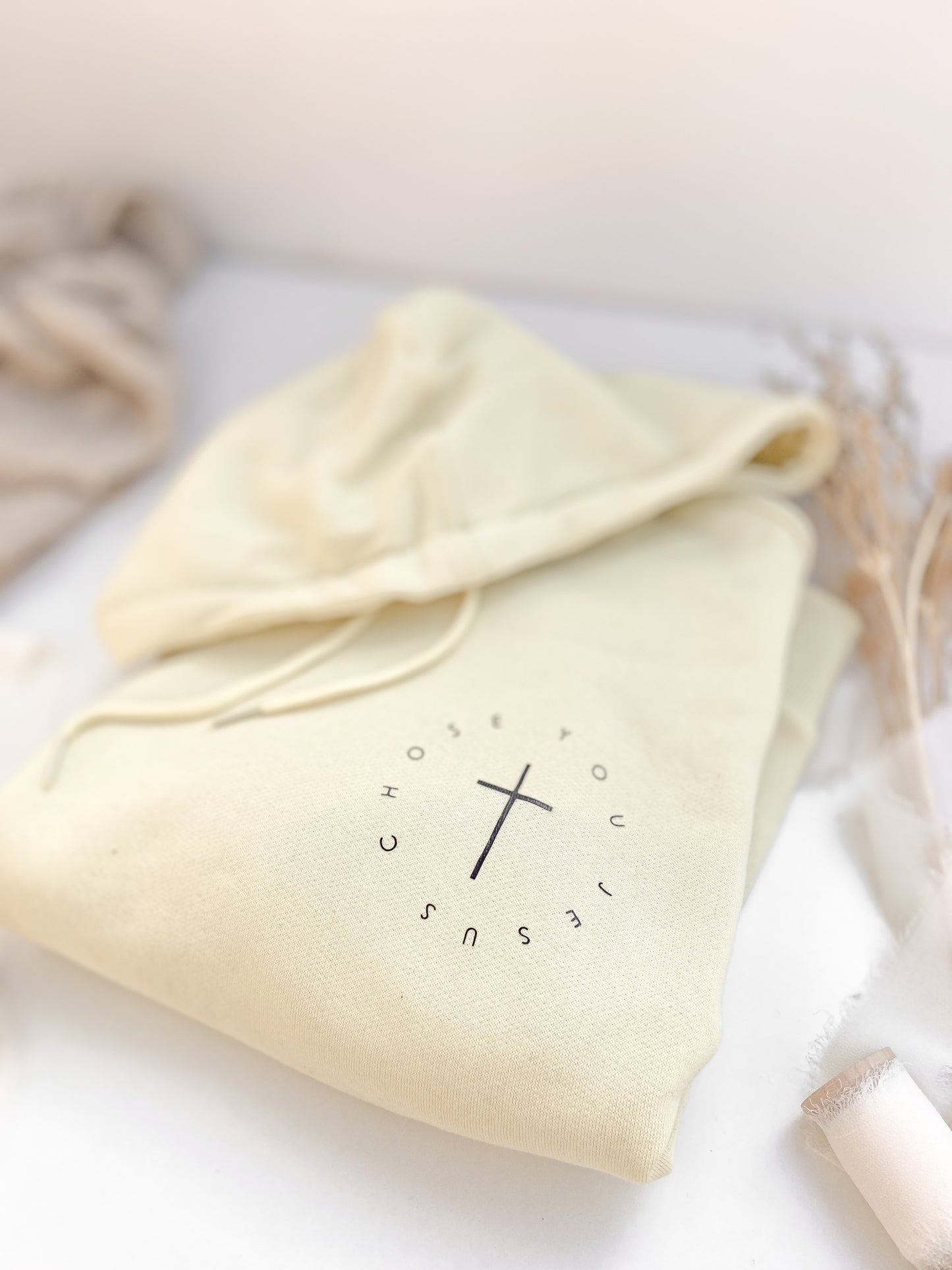 Damen Hoodie "JESUS CHOSE YOU" Pastellgelb / super cozy pastellgelb Geschenk für Frauen